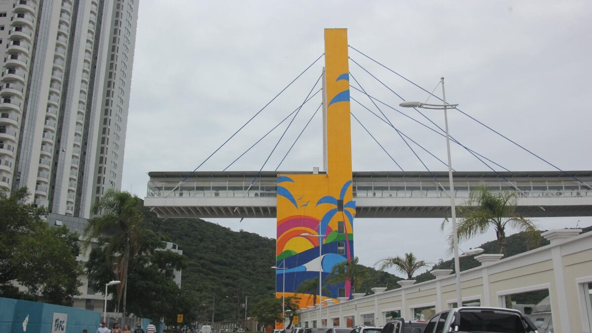 Passarela da Barra em Balne&aacute;rio Cambori&uacute;