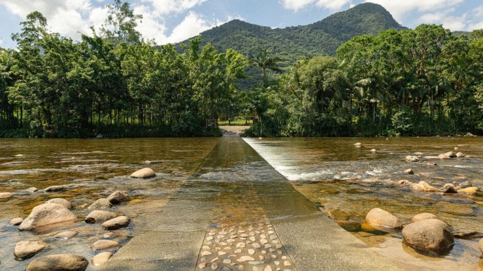 ponte invertida em guaratuba