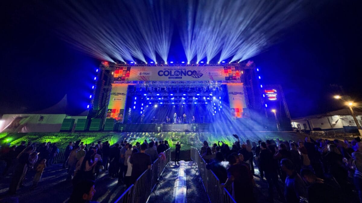 Festa tradicionalmente conta com grandes shows nacionais (Foto: Jader Liberal, Prefeitura de Itaja&iacute;, Divulga&ccedil;&atilde;o)