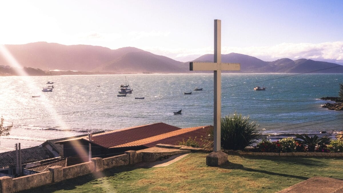 Garopaba &eacute; conhecida por suas praias e atrativos naturais (Foto: Rota da Baleia Franca, Divulga&ccedil;&atilde;o)