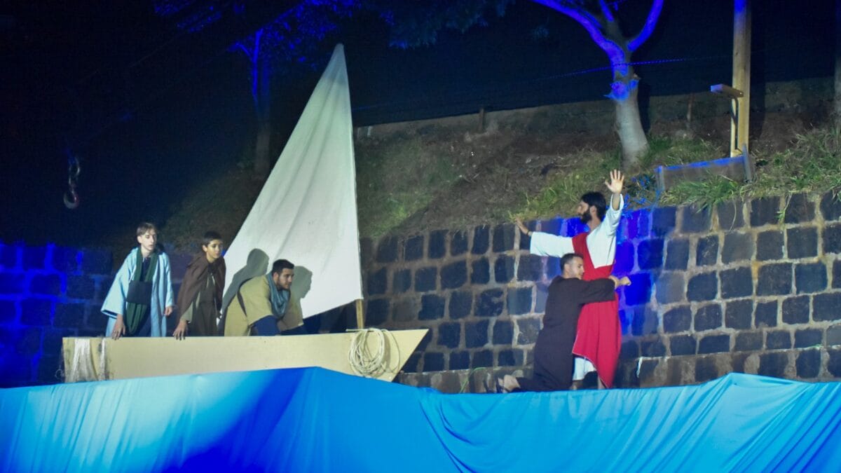 encena&ccedil;&atilde;o da Paix&atilde;o de Cristo no Bairro Efapi, em Chapec&oacute;