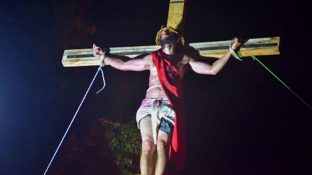 encena&ccedil;&atilde;o da Paix&atilde;o de Cristo no Bairro Efapi, em Chapec&oacute;