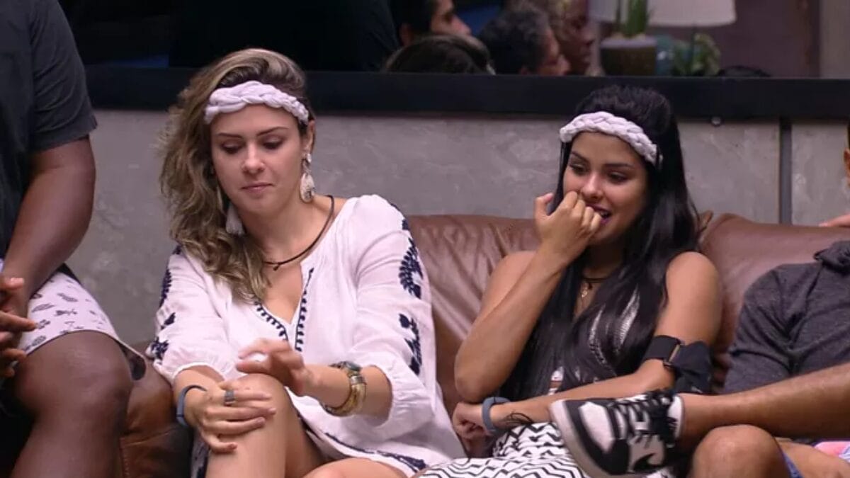 Ana Paula Renault e Munik Nunes