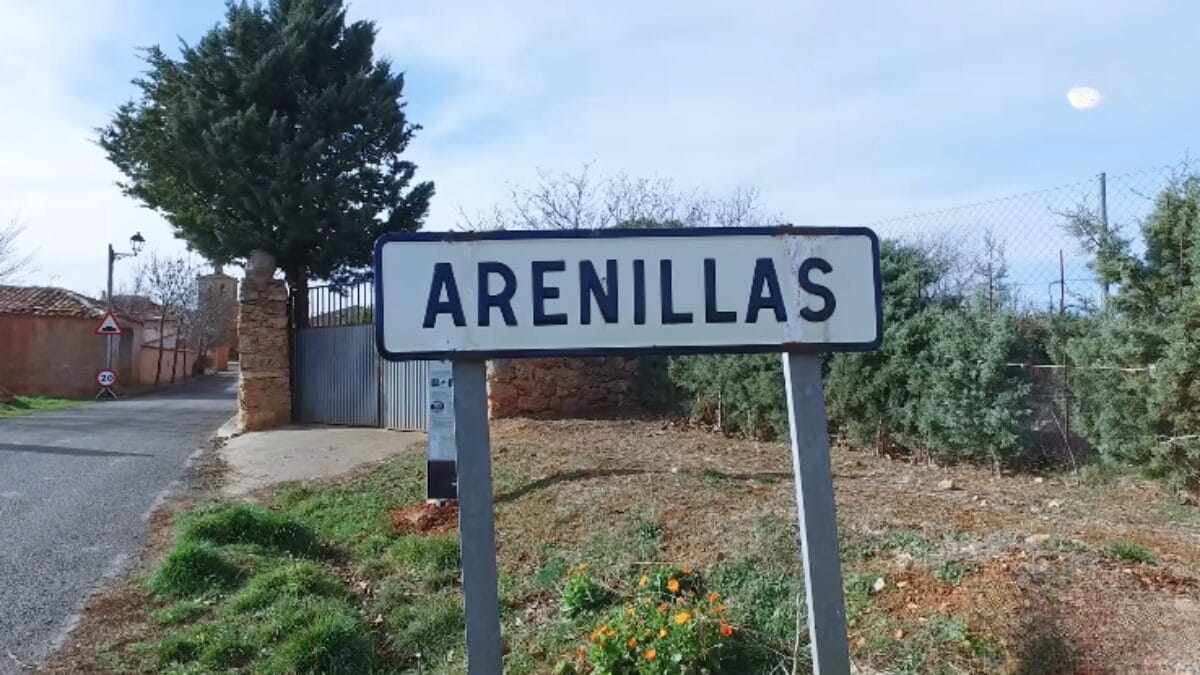 Vista de Arenillas, pequena vila da província de Soria, na Espanha, que oferece casa e emprego para combater o esvaziamento populacional.