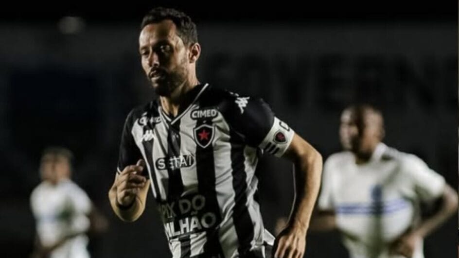 Botafogo-PB venceu o Barra em casa (Foto: Divulgação, Botafogo-PB, João Neto)