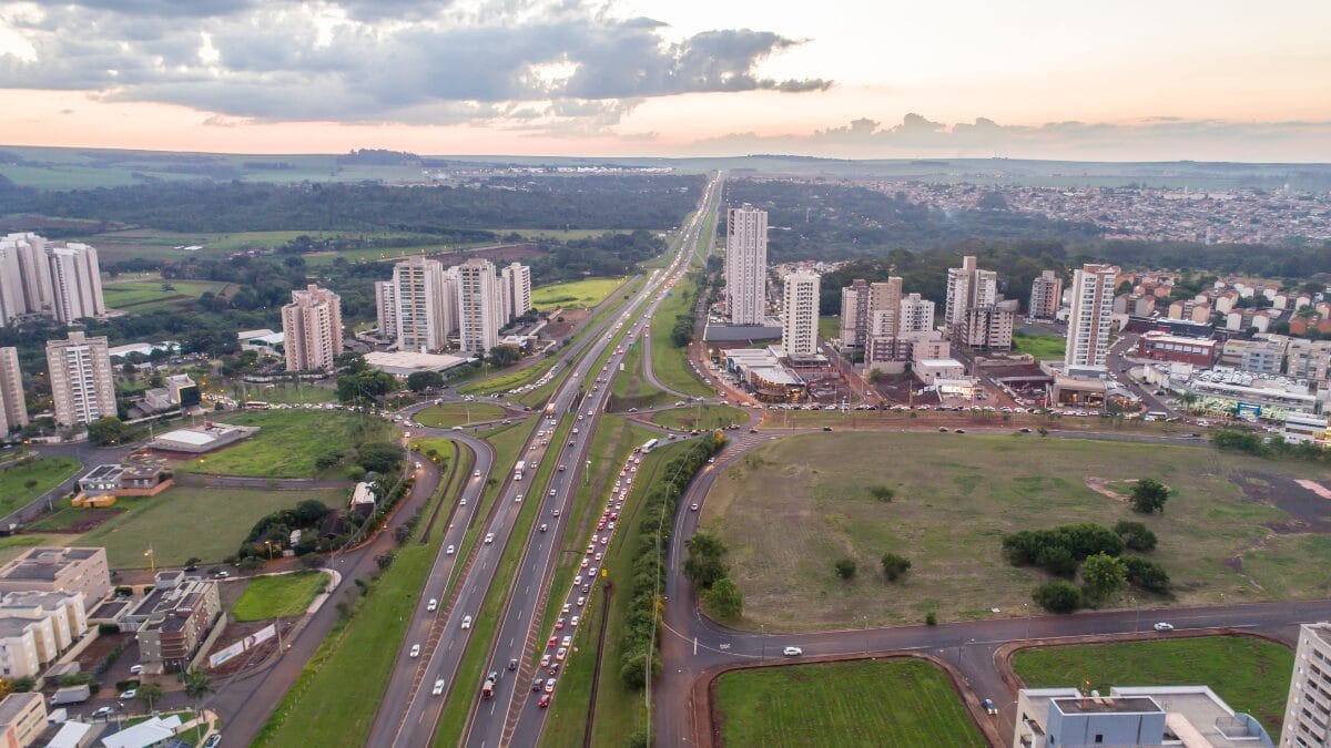 Cidade interior paulista