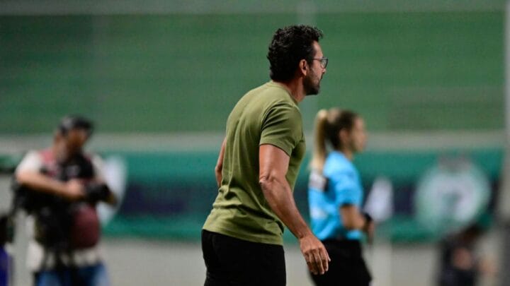 Alberto Valentim foi demitido do América-MG (Foto: Mourão Panda, América)