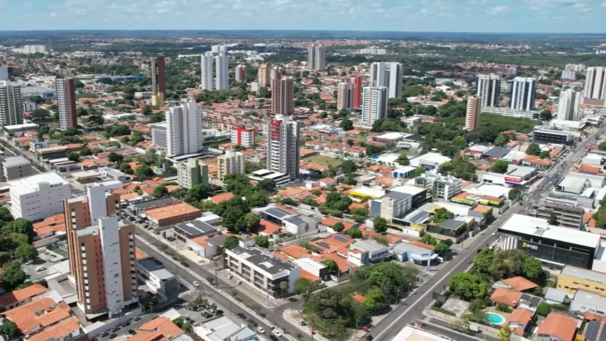 Organização das ruas é uma das marcas mais impressionantes de Teresina (Reprodução: YouTube)