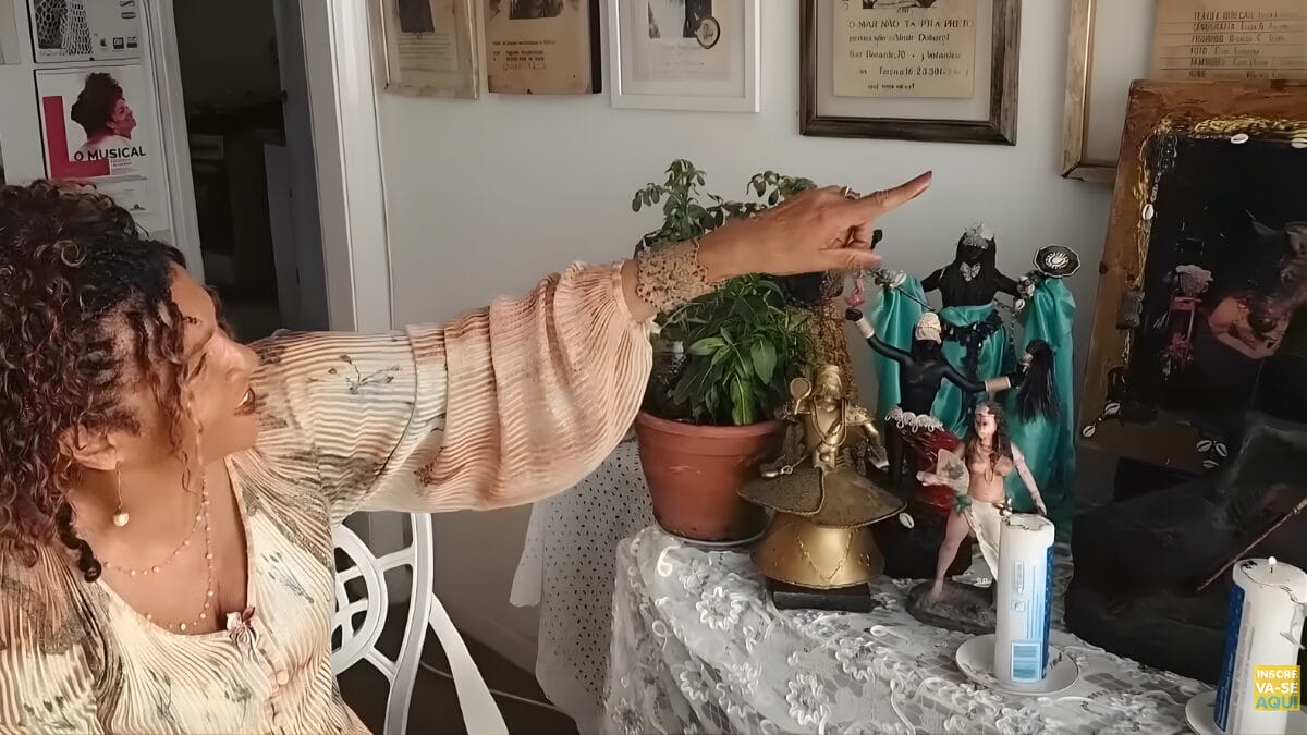 casa atriz Elisa Lucinda