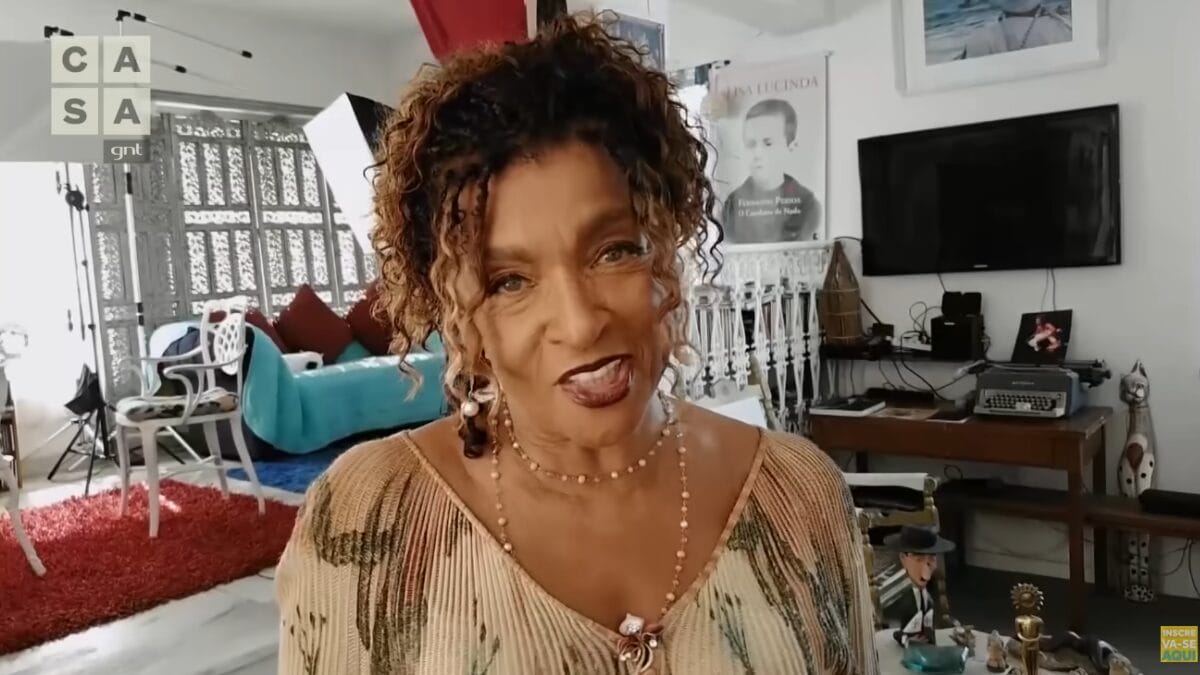 Casa Atriz Elisa Lucinda Zuleica Cora&ccedil;&atilde;o Acelerado