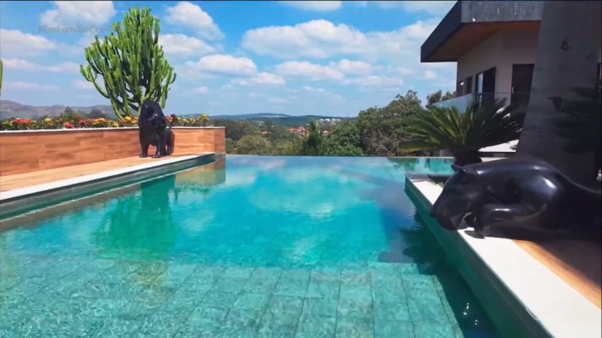 Casa Dupla Sertaneja Maiara e Maraisa na Eliana