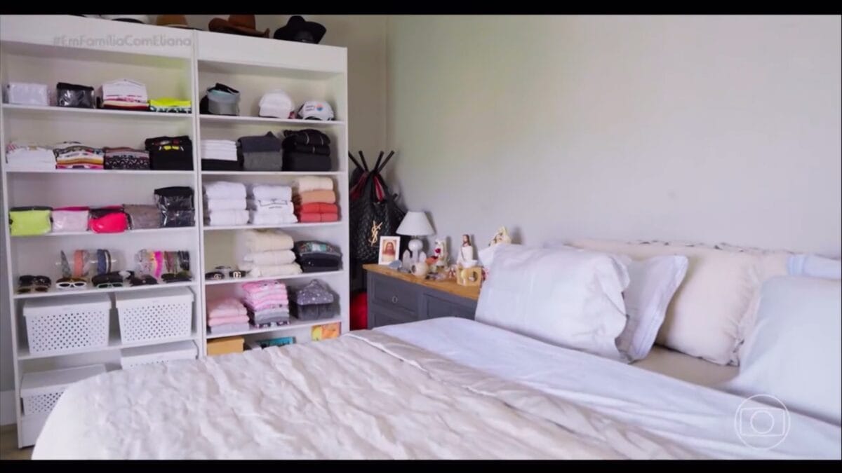 Cantoras mostraram a casa para apresentadora no Em FAm&iacute;lia com Eliana