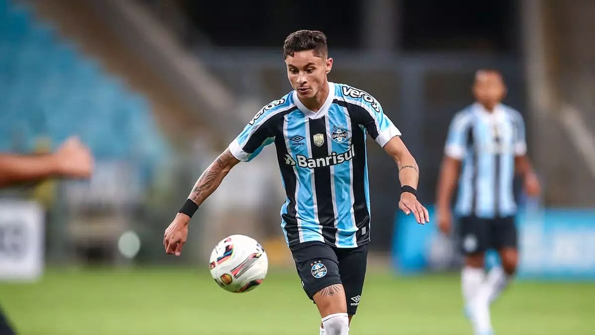 Diogo Barbosa foi campeão gaúcho pelo Grêmio (Foto: Lucas Uebel, GFBPA)