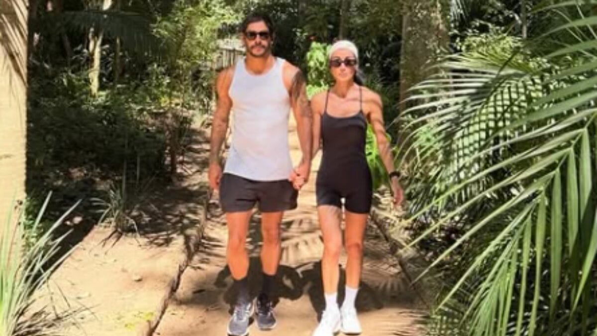 Ex-apresentadora do Globo de 46 anos revela estar gr&aacute;vida de namorado cantor