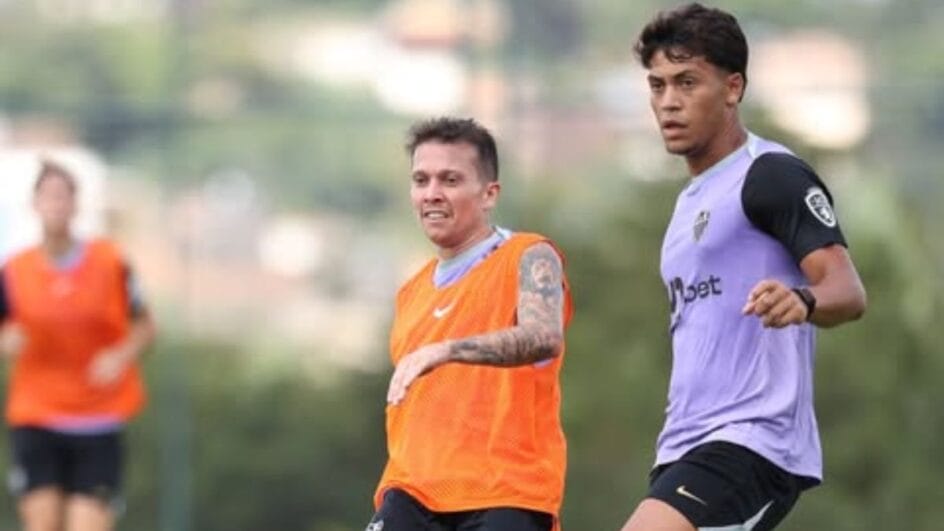 Filho mais velho de Hulk treinou entre os profissionais (Foto: Daniela Veiga, Atlético)