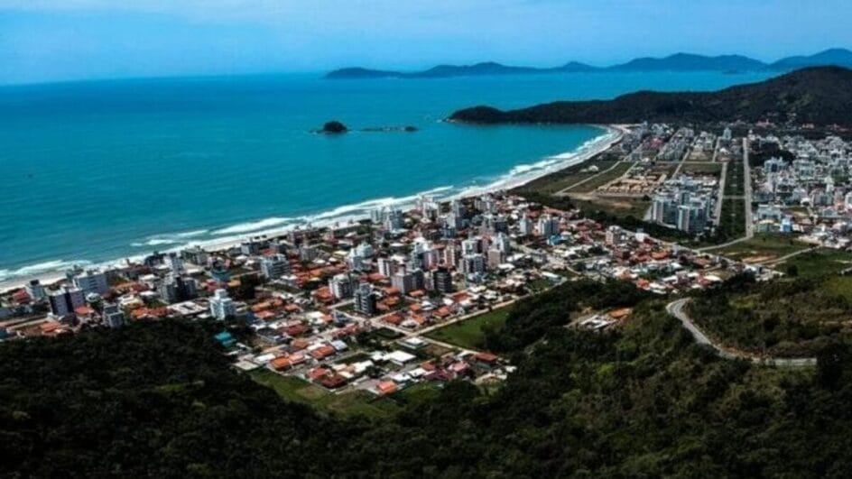 Atualmente, Praia de Palmas está própria para banho (Foto: Divulgação)