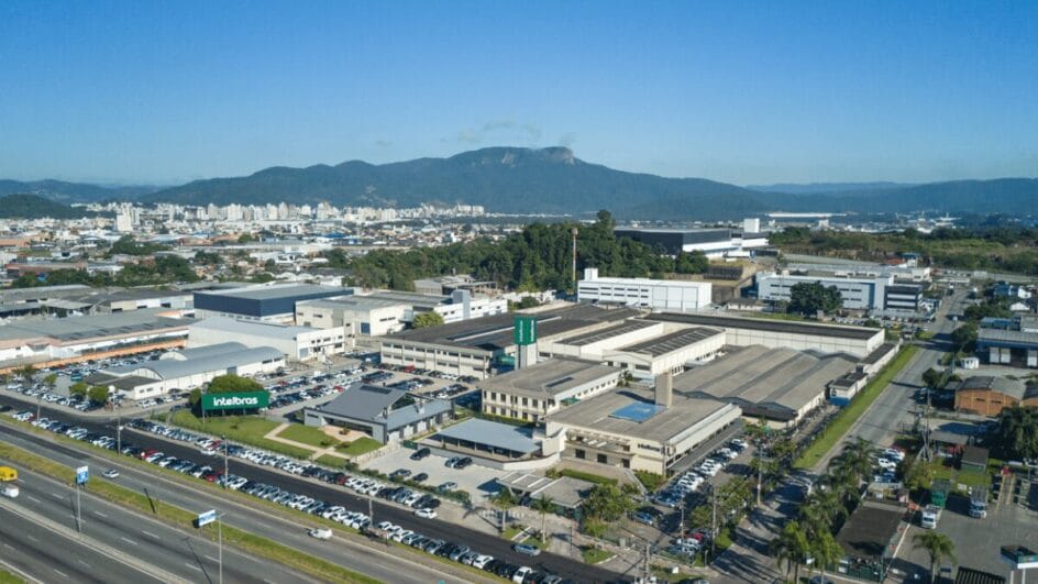 Fábrica matriz da Intelbras em São José (SC)