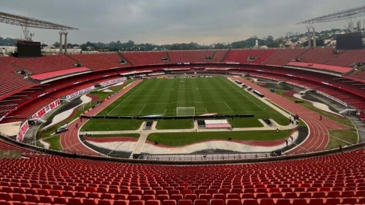 Imagem mostra arquibancada do estádio Morumbis