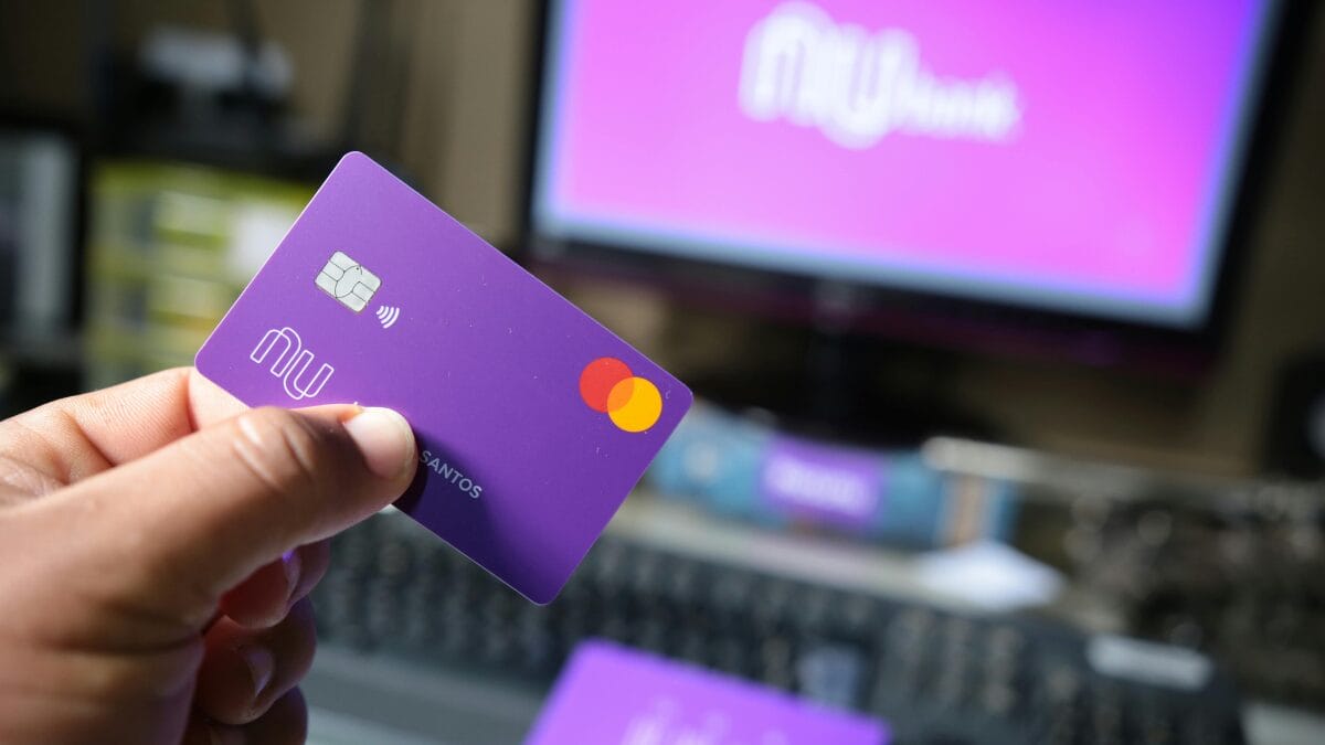 Nubank quebra silencio sobre fim de serviço no Brasil