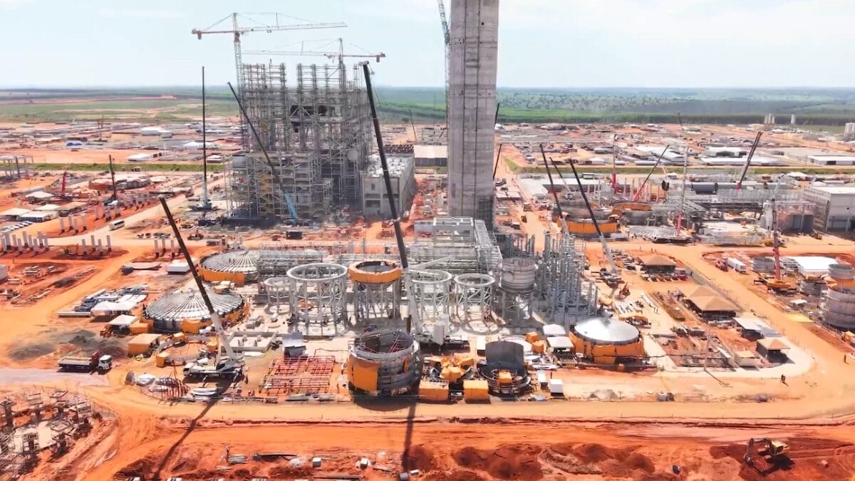 Megaf&aacute;brica de R$ 23 bi vai gerar 14 mil empregos em cidade brasileira de 8 mil habitantes