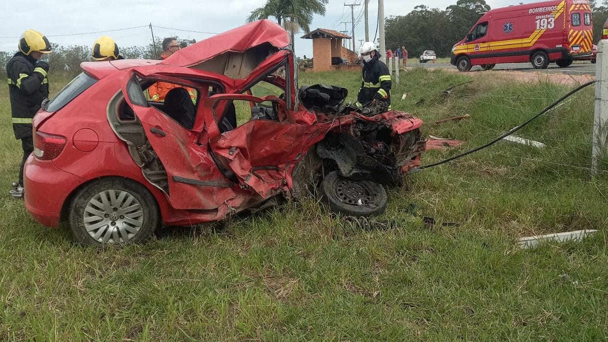 Acidente com morte em Balne&aacute;rio Rinc&atilde;o, Sul de SC