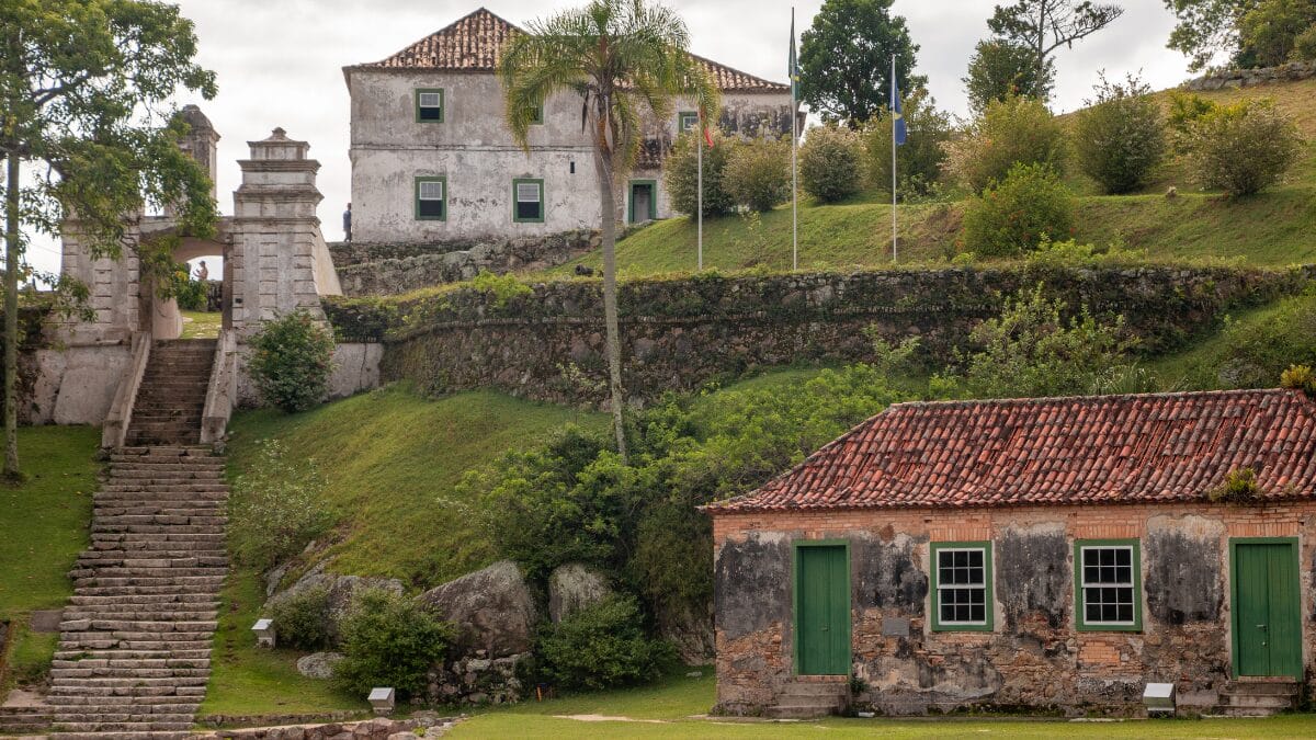 Como &eacute; um passeio na Ilha de Anhatomirim 