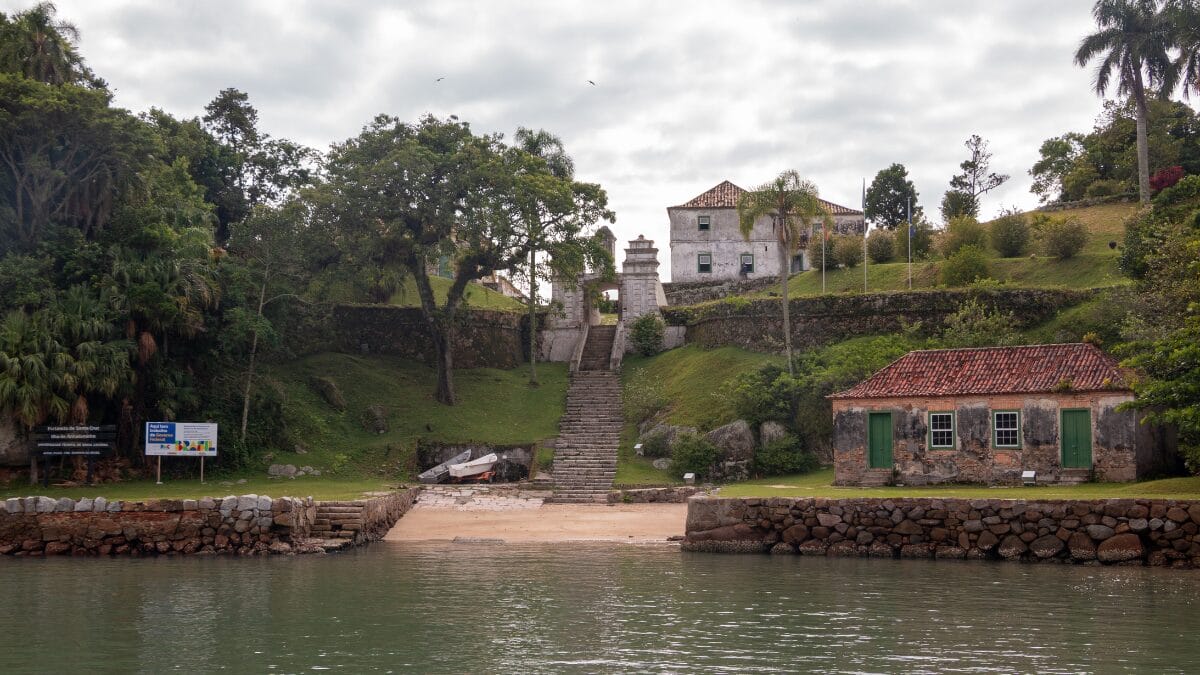 Como &eacute; um passeio na Ilha de Anhatomirim 