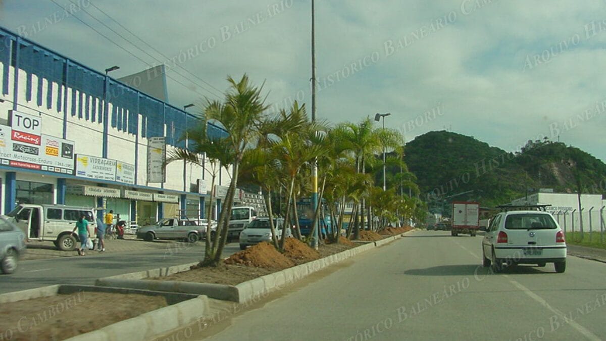Balne&aacute;rio Cambori&uacute; j&aacute; teve o maior cinema drive-in do Brasil