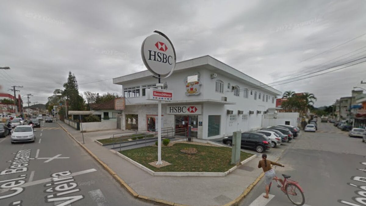 Com&eacute;rcios antigamente em Cambori&uacute;