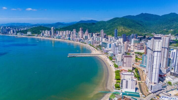 Itapema constrói casas de moradia social