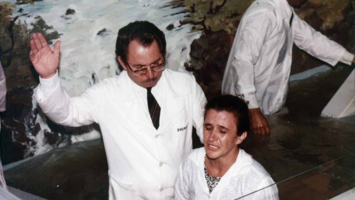 Quem &eacute; o fundador do Congresso dos Gide&otilde;es Mission&aacute;rios da &Uacute;ltima hora de Cambori&uacute;