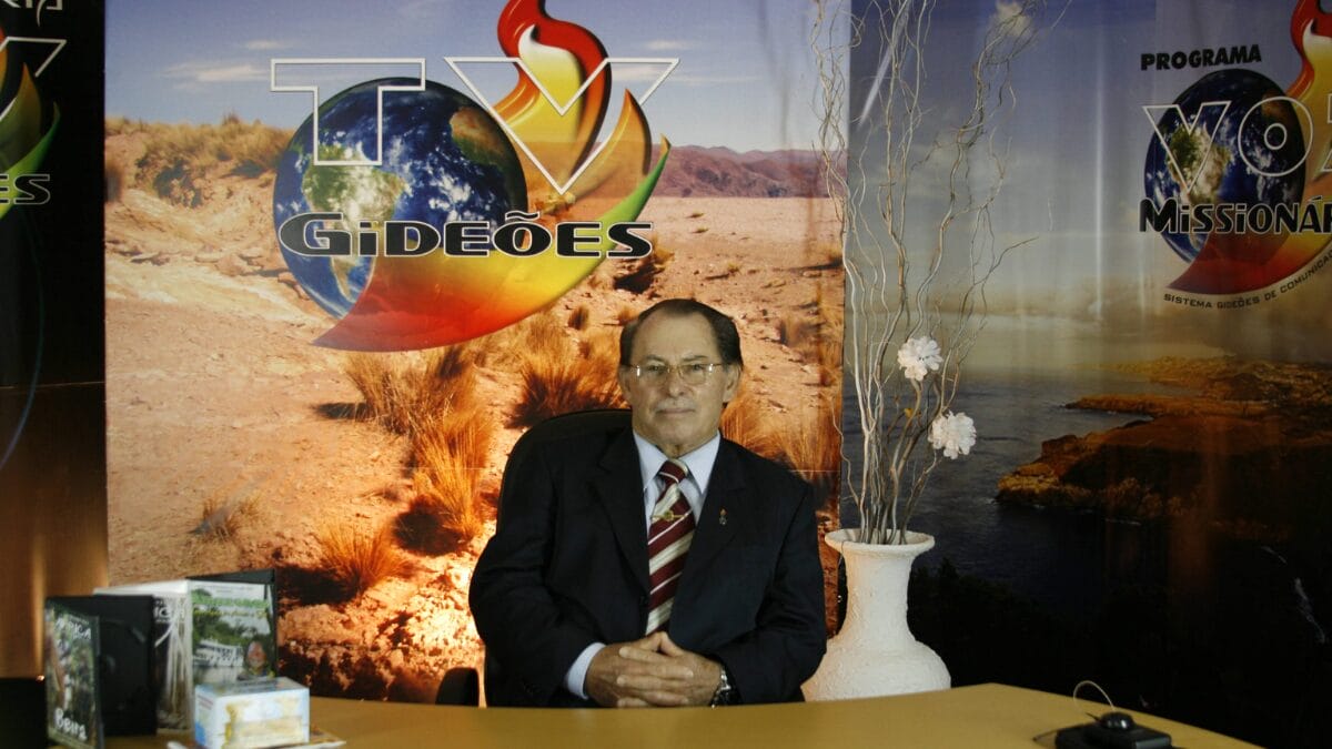 Quem &eacute; o fundador do Congresso dos Gide&otilde;es Mission&aacute;rios da &Uacute;ltima hora de Cambori&uacute;