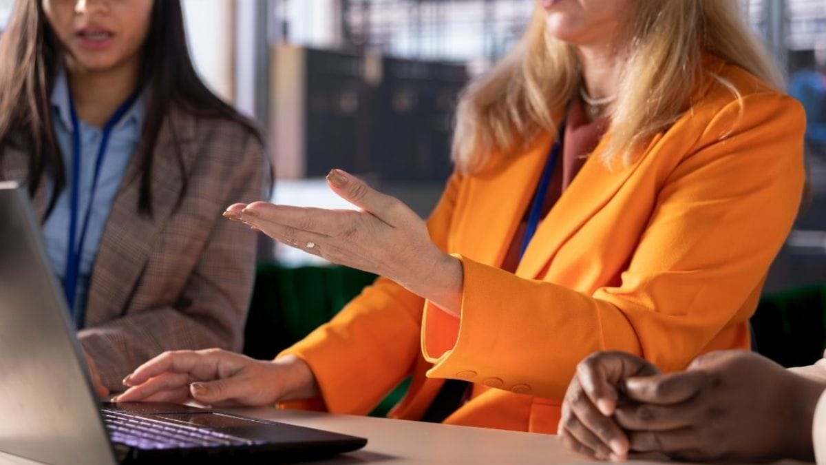 Mulheres no servi&ccedil;o p&uacute;blico