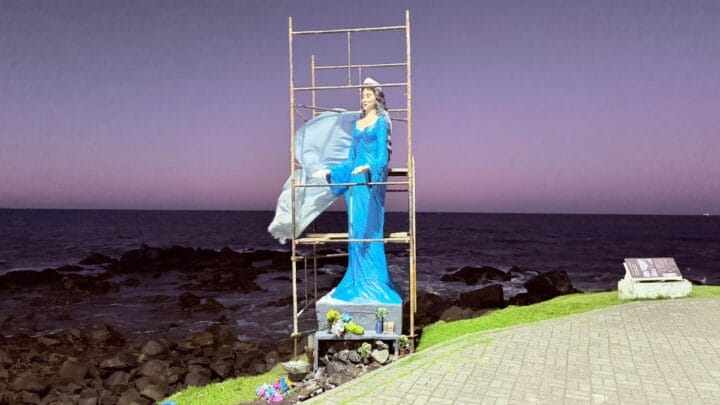estátua de iemanjá