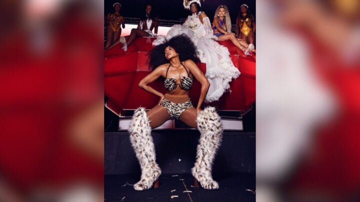 foto da artista gaby amarantos