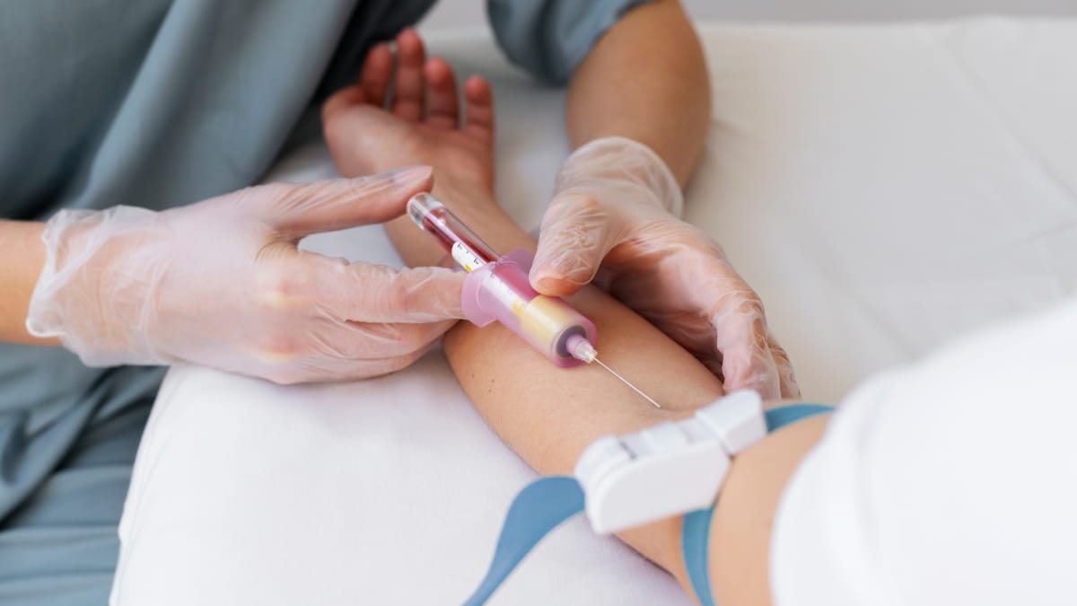 Novo teste identifica cicatrizes hep&aacute;ticas de forma precoce e menos invasiva (Foto: Freepik)