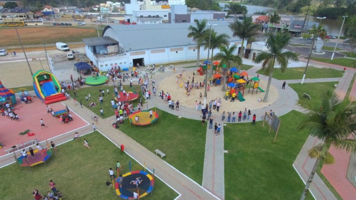 Cidades que fazem parte da Costa Verde & Mar