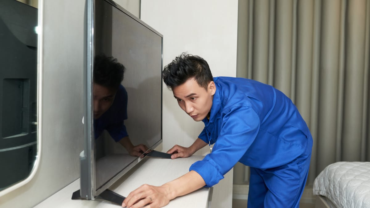 Cuidado na limpeza mant&eacute;m a qualidade da imagem por mais tempo (Foto: Freepik)