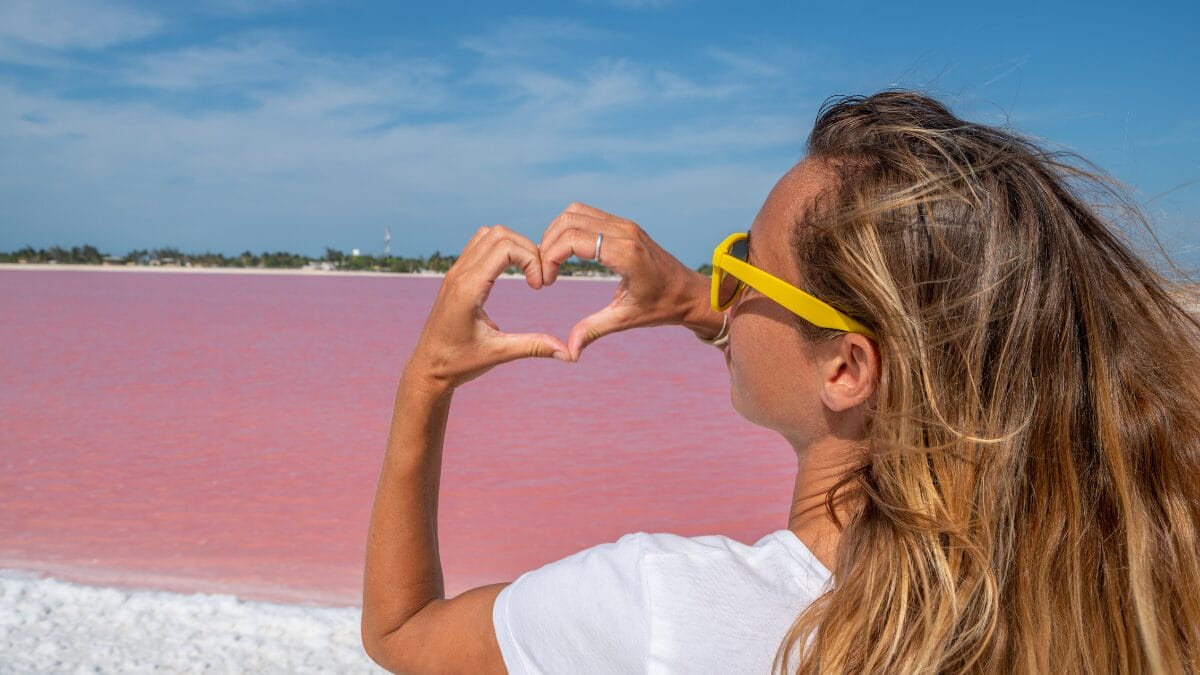 lagos rosa pelo mundo