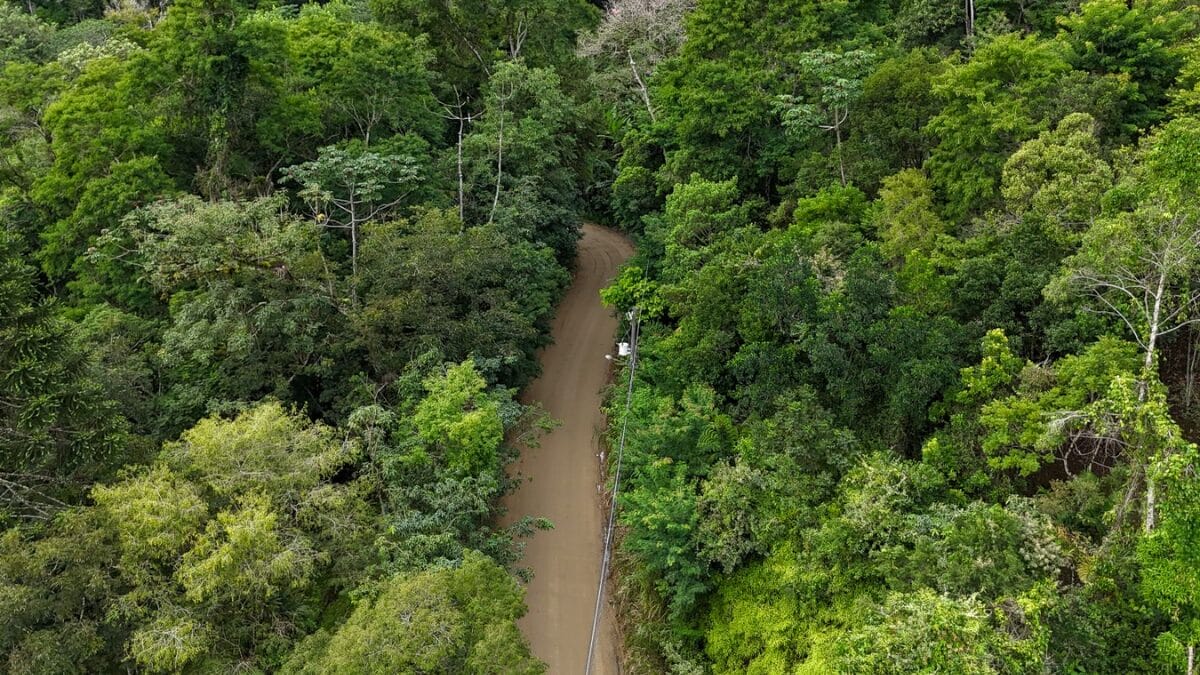 Morro do Encano conecta as cidades de Cambori&uacute; e Itapema