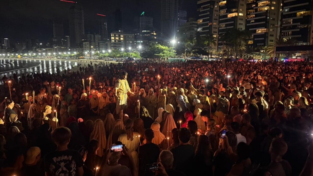 Onde assistir a Paix&atilde;o de Cristo no Litoral Norte de SC