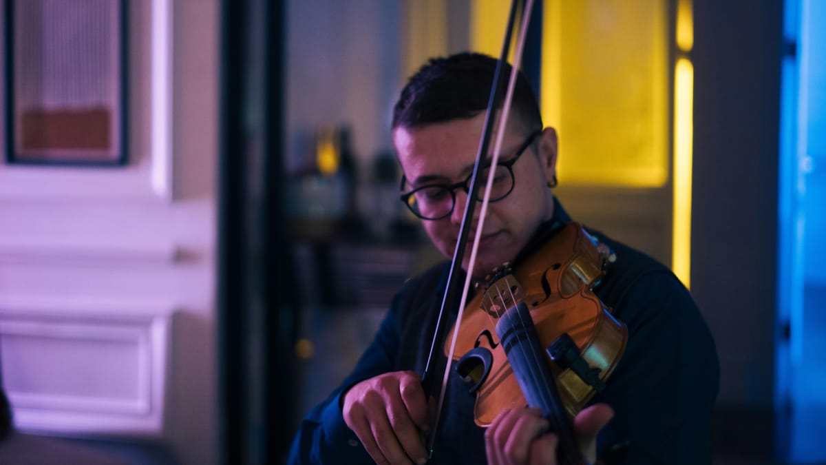 Violino deixa de ser só arte e vira cuidado com a mente (Foto: Pexels)