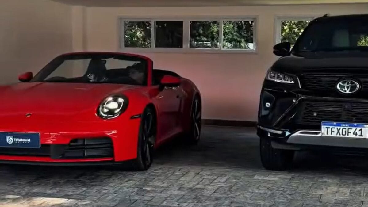 Leonardo compra carro de loja de Itapema