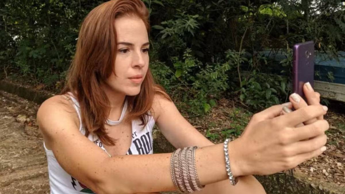 Lei garante direito à reintegração, mas a realidade mostra um caminho cheio de barreiras (Foto: Reprodução)