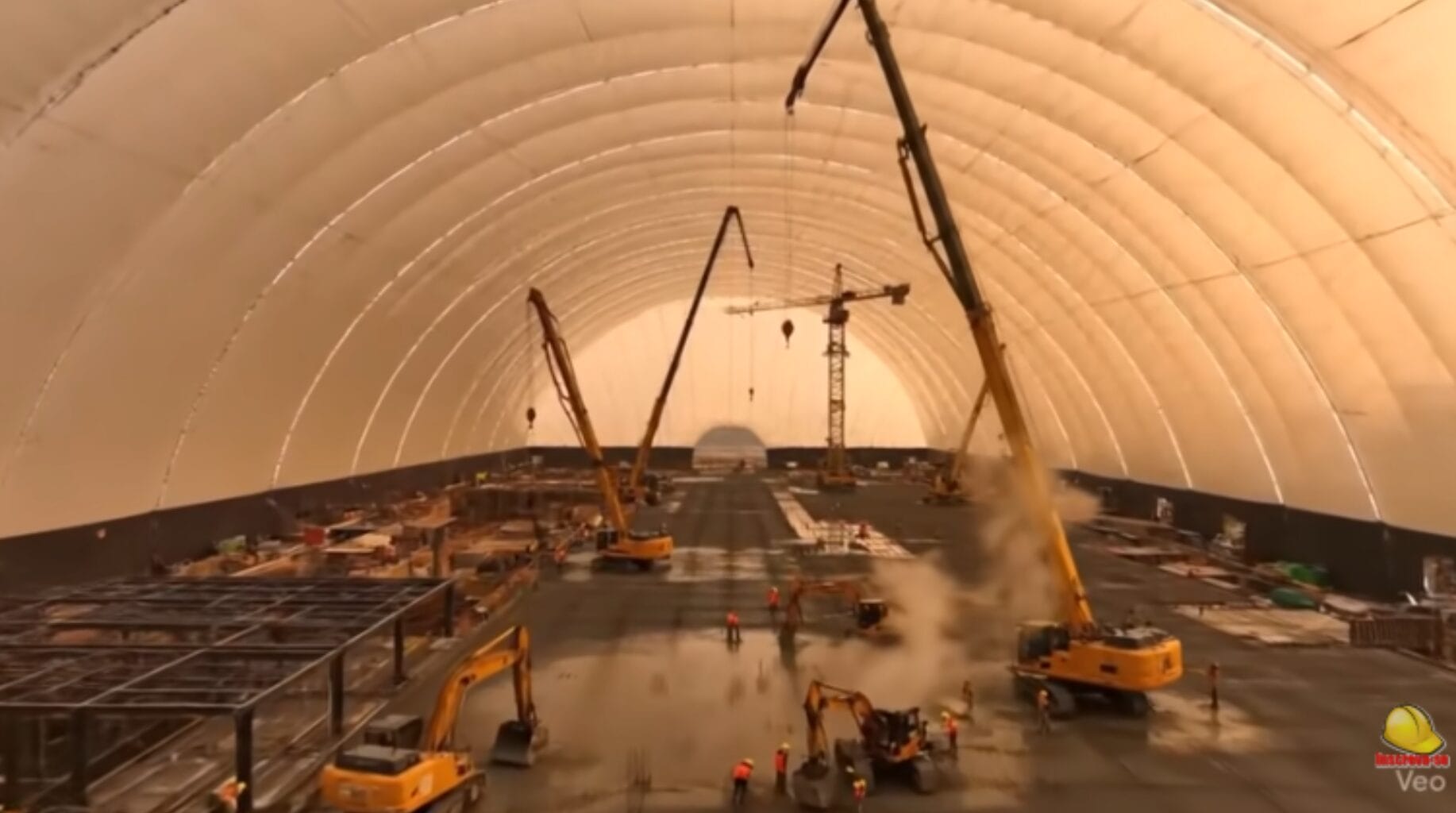 A China está usando bolhas infláveis gigantes para acabar com problemas das obras (1)