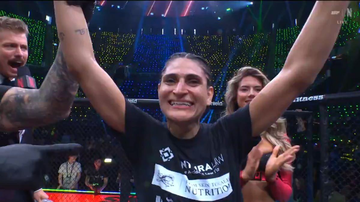 Irmã de Alex Poatan, Aline Pereira vence Jade Masson-Wong em evento de luta entre Ronda x Carano