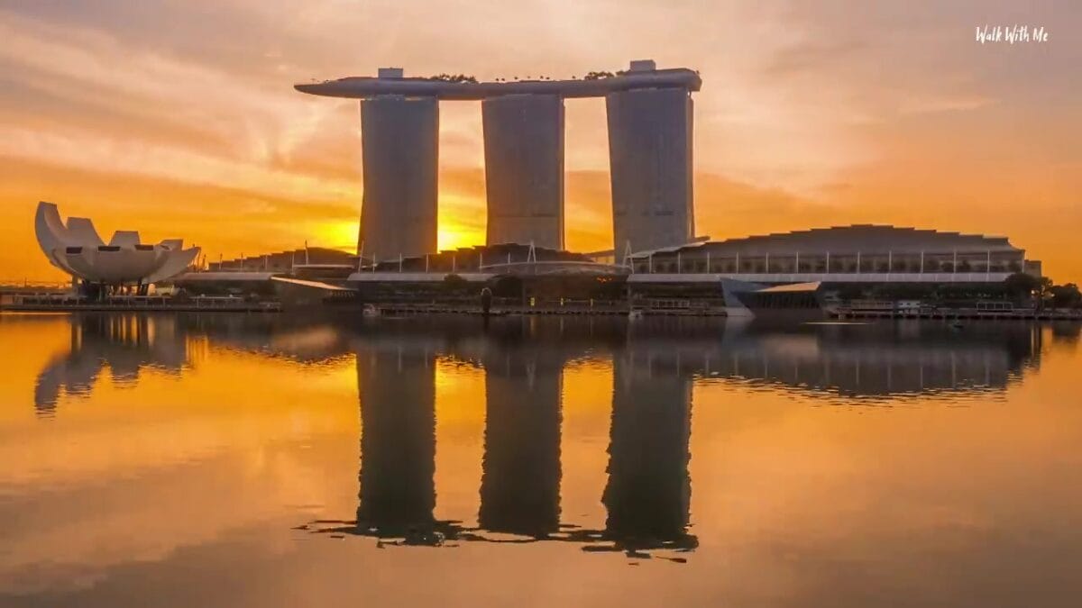 O youtuber Tim, do canal Walk With Me Tim, se hospedou em uma suíte de mais de R$ 10 mil a diária no Marina Bay Sands, em Singapura, um dos hotéis mais famosos do mundo.