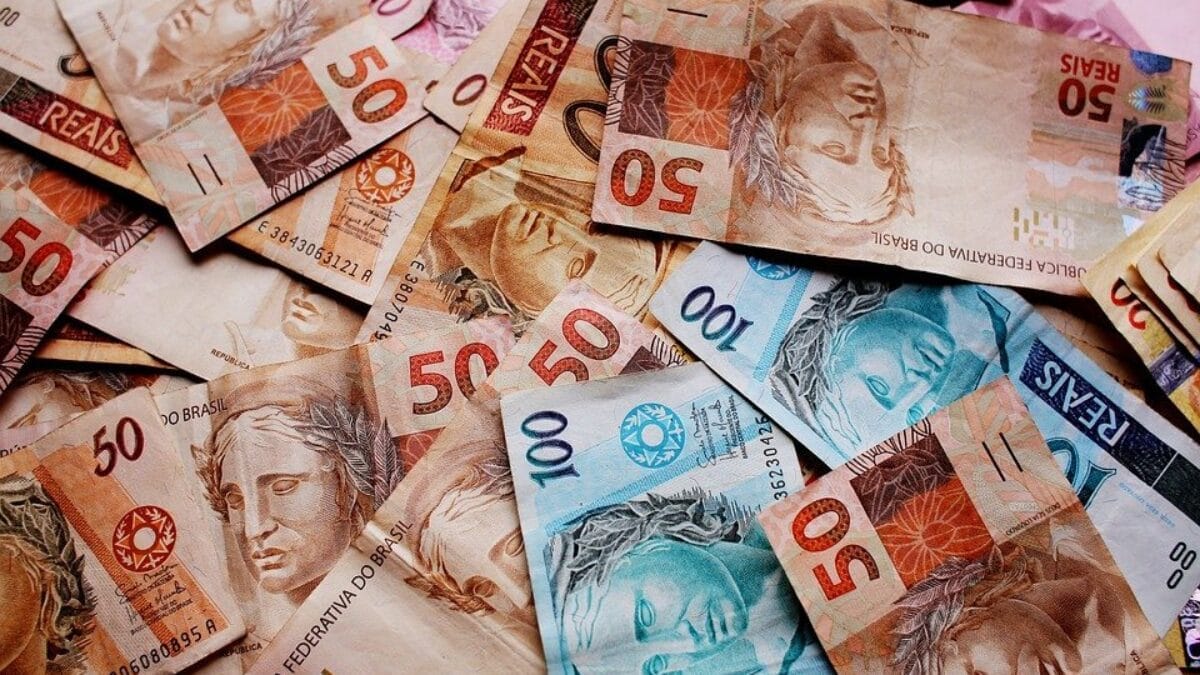 Governo vai usar seu dinheiro esquecido no banco a partir desta data; veja como resgatar