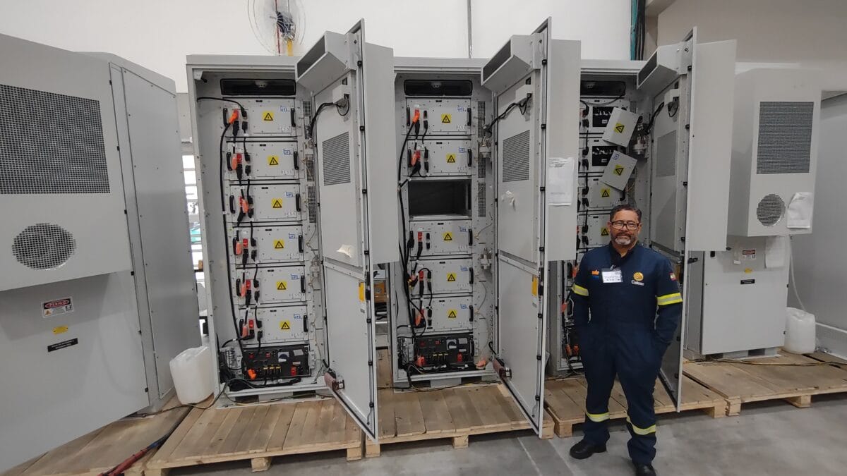 “Power bank” gigante criado em SC promete acabar com a falta de luz e apagões