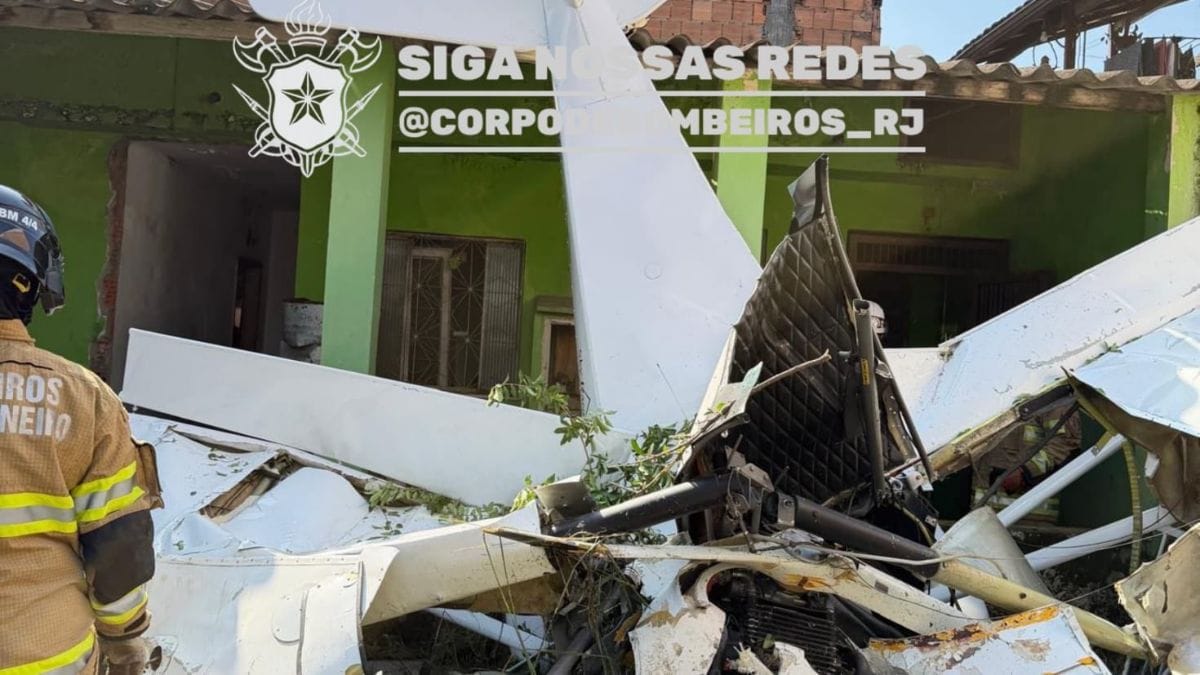 Queda de avião no RJ